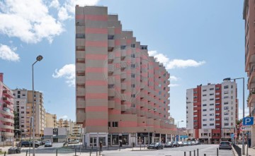 Apartamento 3 Quartos em Carnide