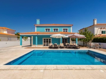 House 5 Bedrooms in Palmela