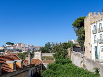 Maison 4 Chambres à Santa Maria Maior