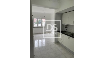 Apartamento 1 Quarto em Ajuda