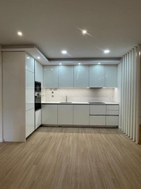 Apartamento 2 Quartos em Ramada e Caneças