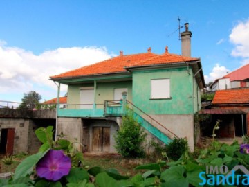 House 3 Bedrooms in Sago, Lordelo e Parada