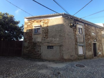 Maison 5 Chambres à São Vicente da Beira