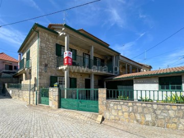 Maison 5 Chambres à Rendo