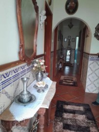 House 3 Bedrooms in Seia, São Romão e Lapa dos Dinheiros