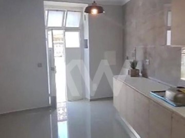 Apartamento  em Alcanena e Vila Moreira