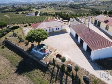 Maison 3 Chambres à Carvalhal