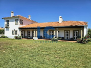 Maison 5 Chambres à Aguada de Cima