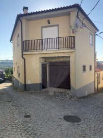 House 2 Bedrooms in Guarda