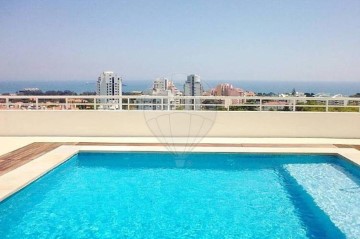 Apartamento  em Cascais e Estoril