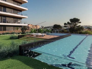 Apartamento 3 Quartos em Carcavelos e Parede