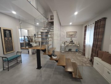 Maison 3 Chambres à Póvoa de Santa Iria e Forte da Casa