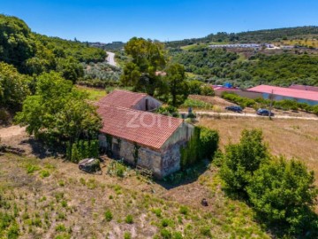 Quintas e casas rústicas 5 Quartos em Évora de Alcobaça