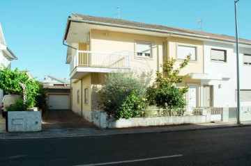 Maison 4 Chambres à Sé, Santa Maria e Meixedo