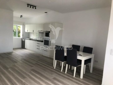 Apartamento 2 Quartos em Ribeirinha