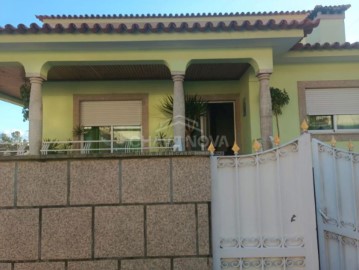 House 4 Bedrooms in Muro