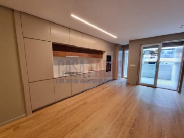 Apartamento 1 Quarto em Vila Nova de Famalicão e Calendário