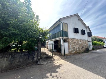 Maison 3 Chambres à Tondela e Nandufe