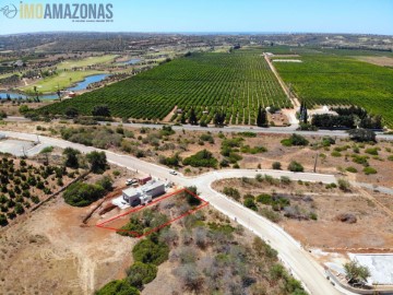 Terreno em Alcantarilha e Pêra