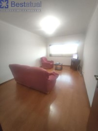 Apartamento 2 Quartos em Vila Nova de Famalicão e Calendário