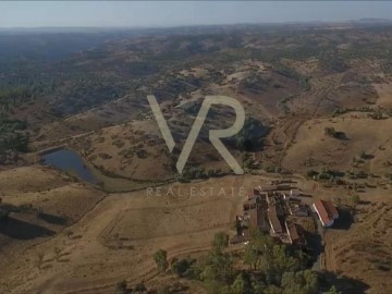 Maisons de campagne à Mértola