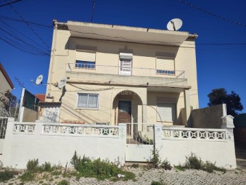 Maison 6 Chambres à Santa Iria de Azoia, São João da Talha e Bobadela