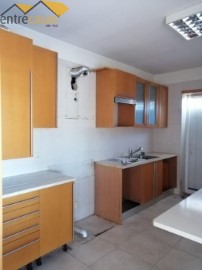 Apartment 4 Bedrooms in Mazedo e Cortes