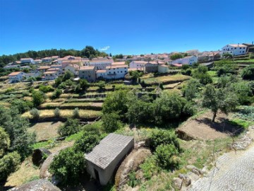 Maison 3 Chambres à Corujeira e Trinta