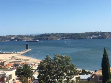 Maison 5 Chambres à Algés, Linda-a-Velha e Cruz Quebrada-Dafundo