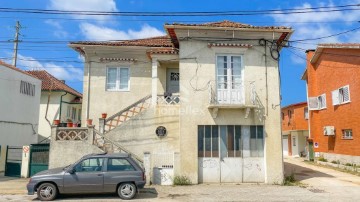 Maison 3 Chambres à Arcos e Mogofores