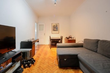 Apartamento 2 Quartos em Queluz e Belas