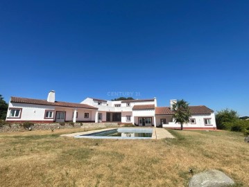 Country homes 4 Bedrooms in Nossa Senhora de Machede