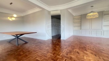 Apartamento 3 Quartos em Alvalade