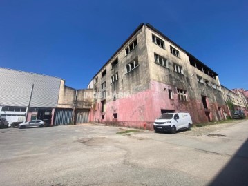 Industrial building / warehouse in Campo e Sobrado