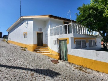 Maison 5 Chambres à Sobreira Formosa e Alvito da Beira