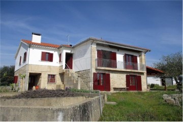 Quintas e casas rústicas 4 Quartos em Castelo Branco