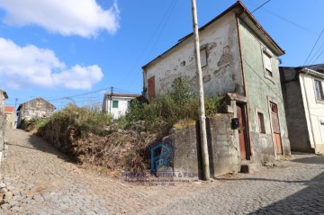 Maison 3 Chambres à Baguim do Monte (Rio Tinto)