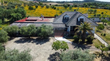 House 5 Bedrooms in Castelãos e Vilar do Monte