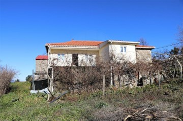 Country homes 4 Bedrooms in Granja Nova e Vila Chã da Beira