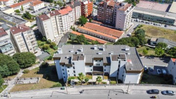 Apartamento 4 Quartos em Santo António dos Olivais