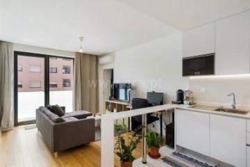 Apartamento 1 Quarto em Mafamude e Vilar do Paraíso