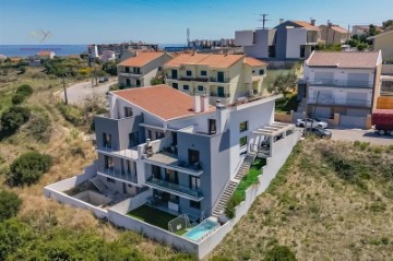 Maison 4 Chambres à Santa Iria de Azoia, São João da Talha e Bobadela