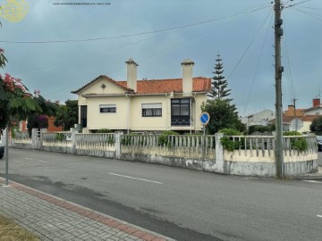 Maison 5 Chambres à Beduído e Veiros