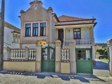 Maison 4 Chambres à São João de Loure e Frossos