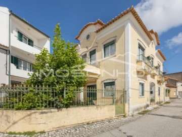 Maison 4 Chambres à Valado dos Frades