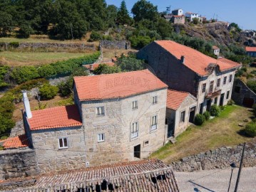 Moradia 4 Quartos em Algodres