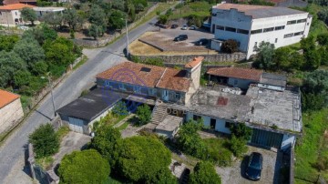 Maisons de campagne 3 Chambres à Creixomil e Mariz