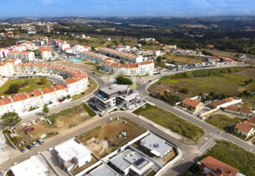 Apartment 3 Bedrooms in Nossa Senhora do Pópulo, Coto e São Gregório