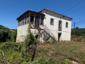 House 6 Bedrooms in Maçãs de Dona Maria