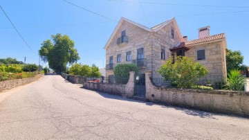 Maison 6 Chambres à Bobadela